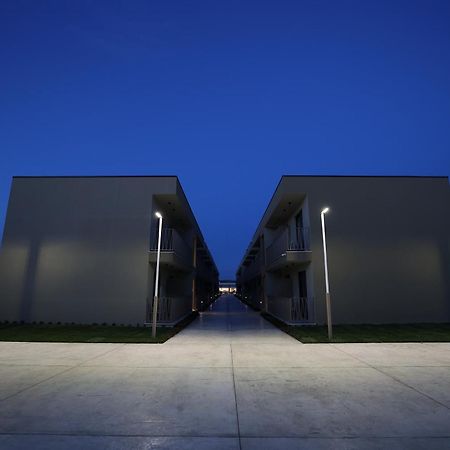 Amber Village سبيل المظهر الخارجي الصورة