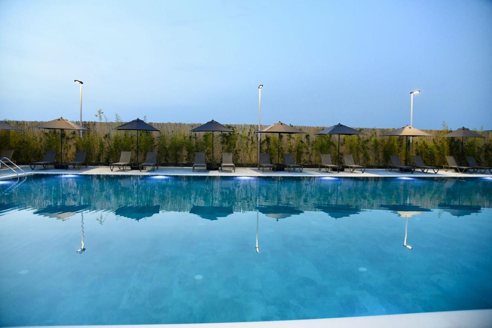 Amber Village سبيل المظهر الخارجي الصورة