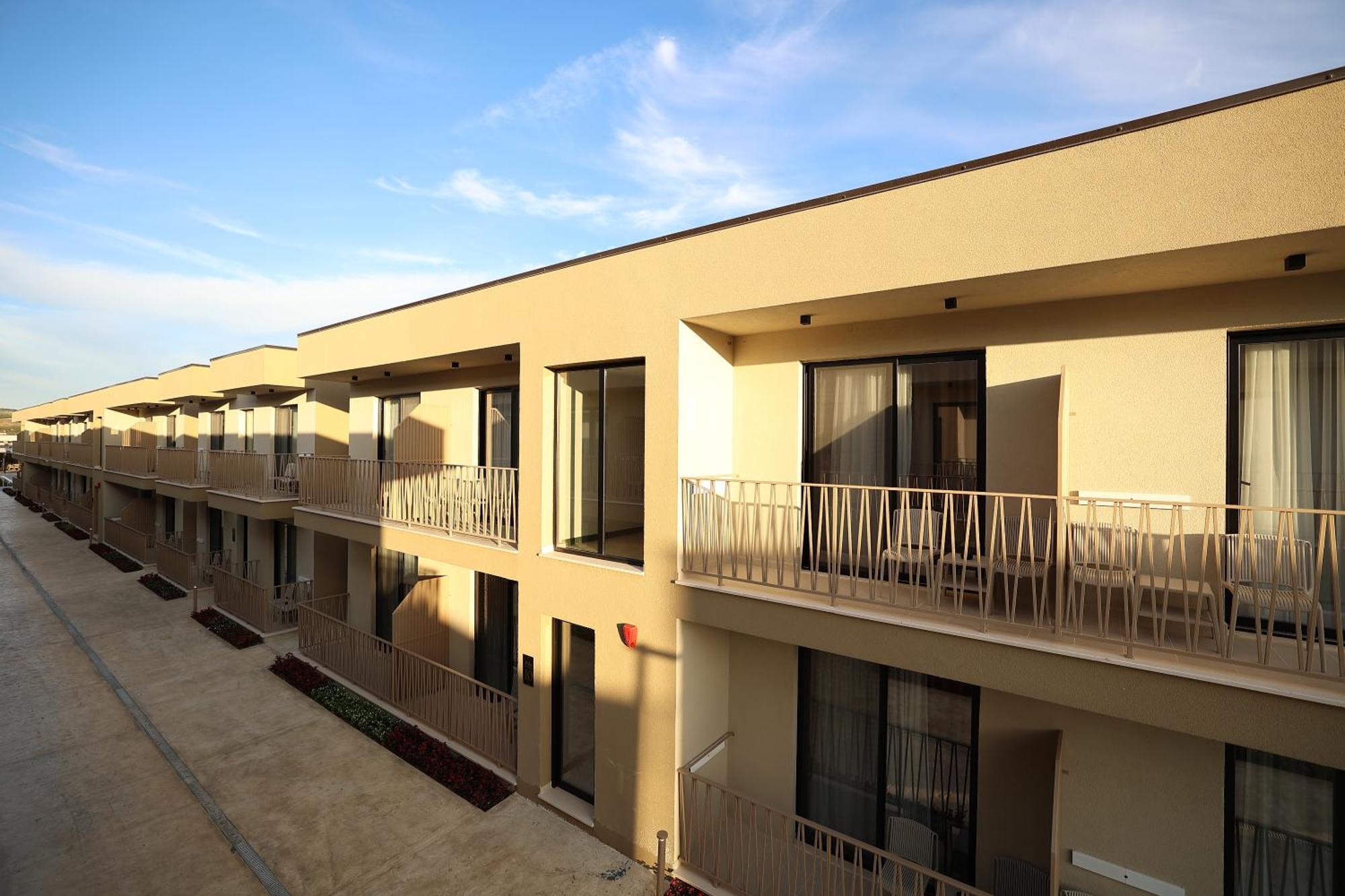 Amber Village سبيل المظهر الخارجي الصورة