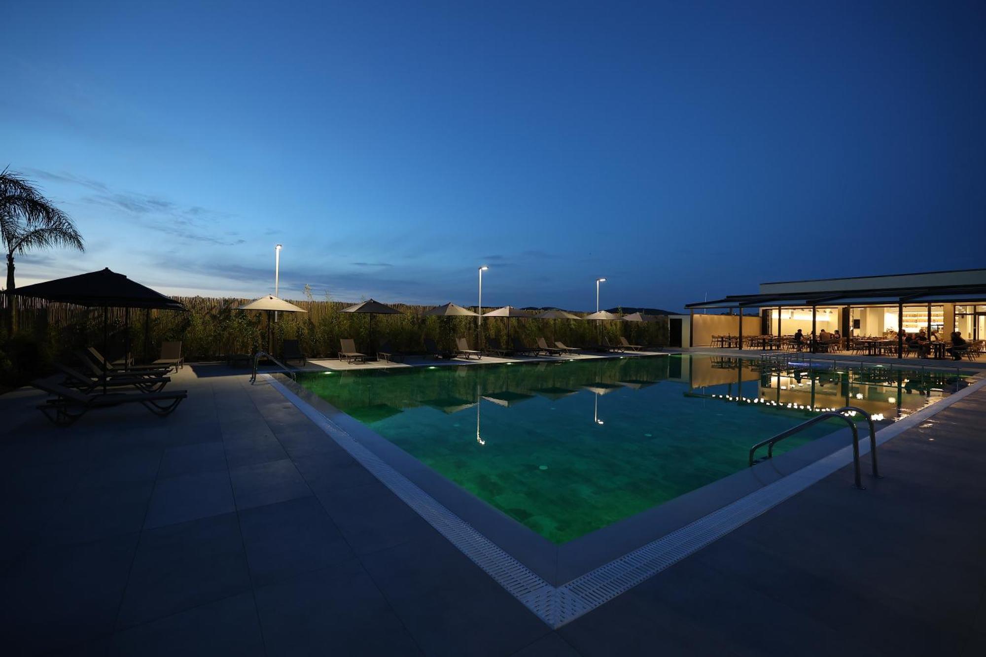 Amber Village سبيل المظهر الخارجي الصورة
